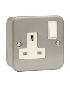 SCOLMORE CL035 Socket, 1 Gang DP Switched & Box, Size: 13A