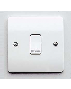 MK Logic K4878P/WHI Plate Switch, 10A 1 Gang SP Push Press